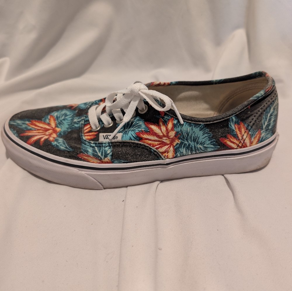 Van Authentic - Picture 4 of 10